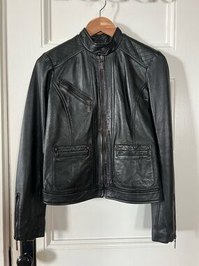 Bernardo Black Quilted-Shoulder Leather Jacket